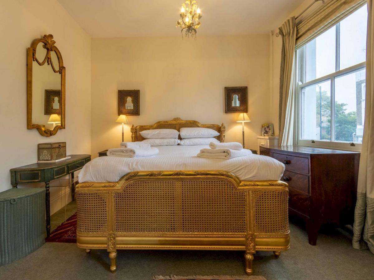 Pass The Keys Split-Floors Antique Apartment In Portobello Road Лондон Екстер'єр фото