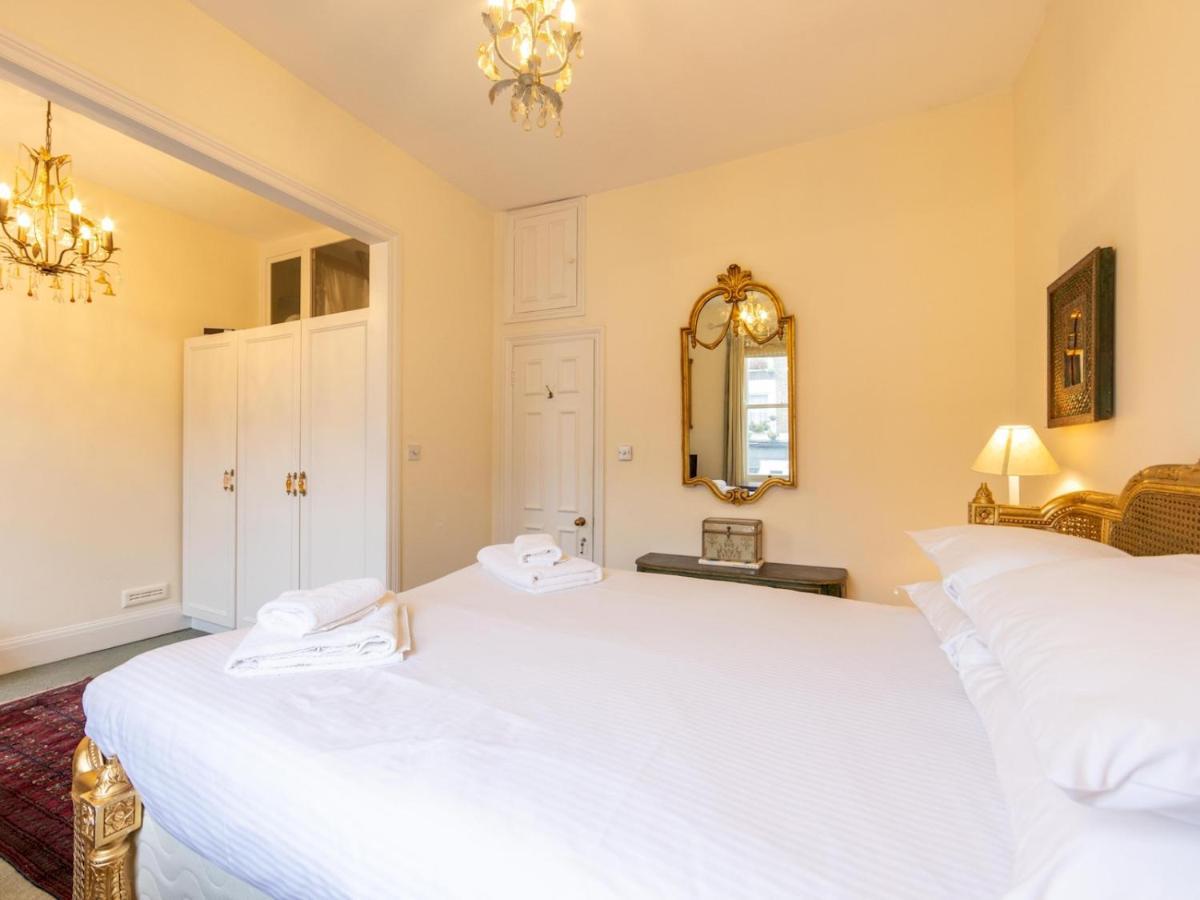Pass The Keys Split-Floors Antique Apartment In Portobello Road Лондон Екстер'єр фото