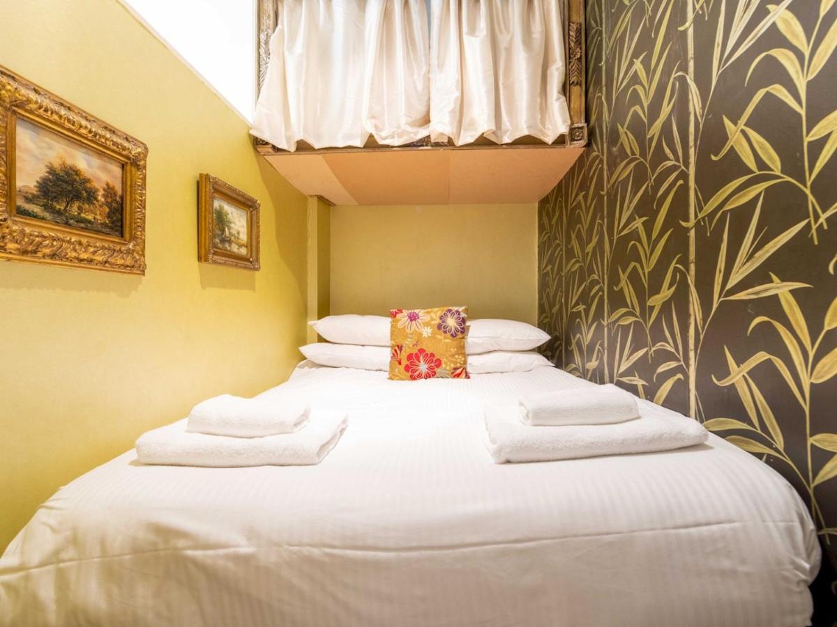 Pass The Keys Split-Floors Antique Apartment In Portobello Road Лондон Екстер'єр фото